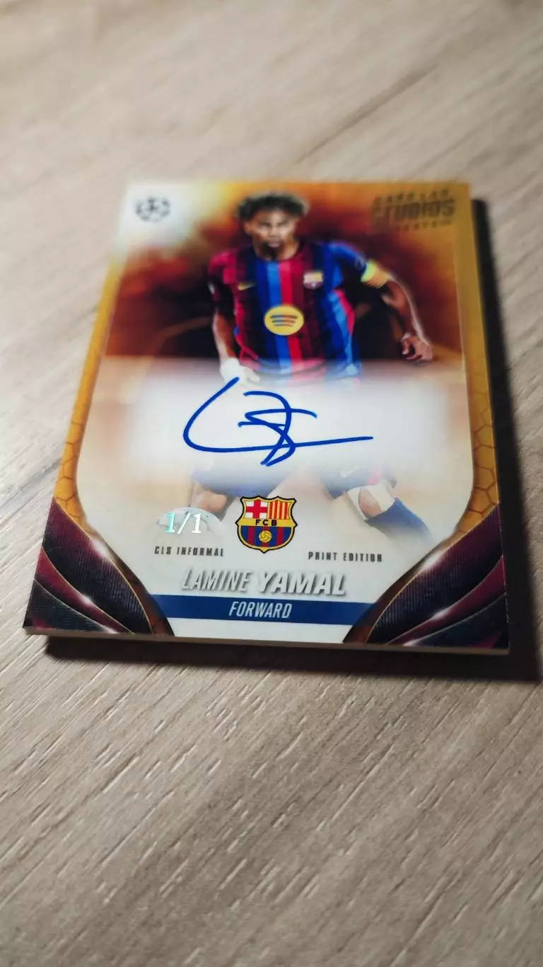 1/1 CLS GREATS Lamine Yamal base laser 3