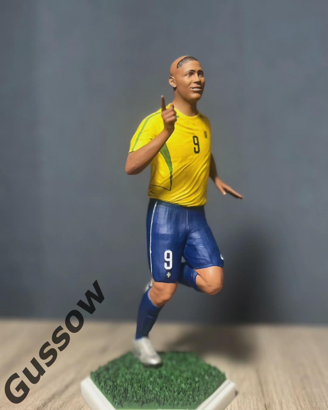 Фигурка Роналдо / Ronaldo R9 1