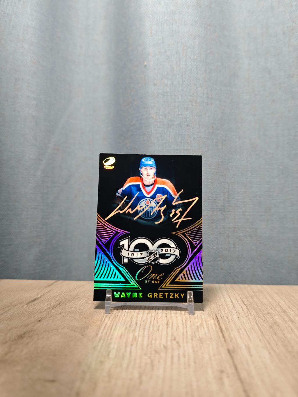 One of One CLS 75th Anniversary Laser Gold Wayne Gretzky