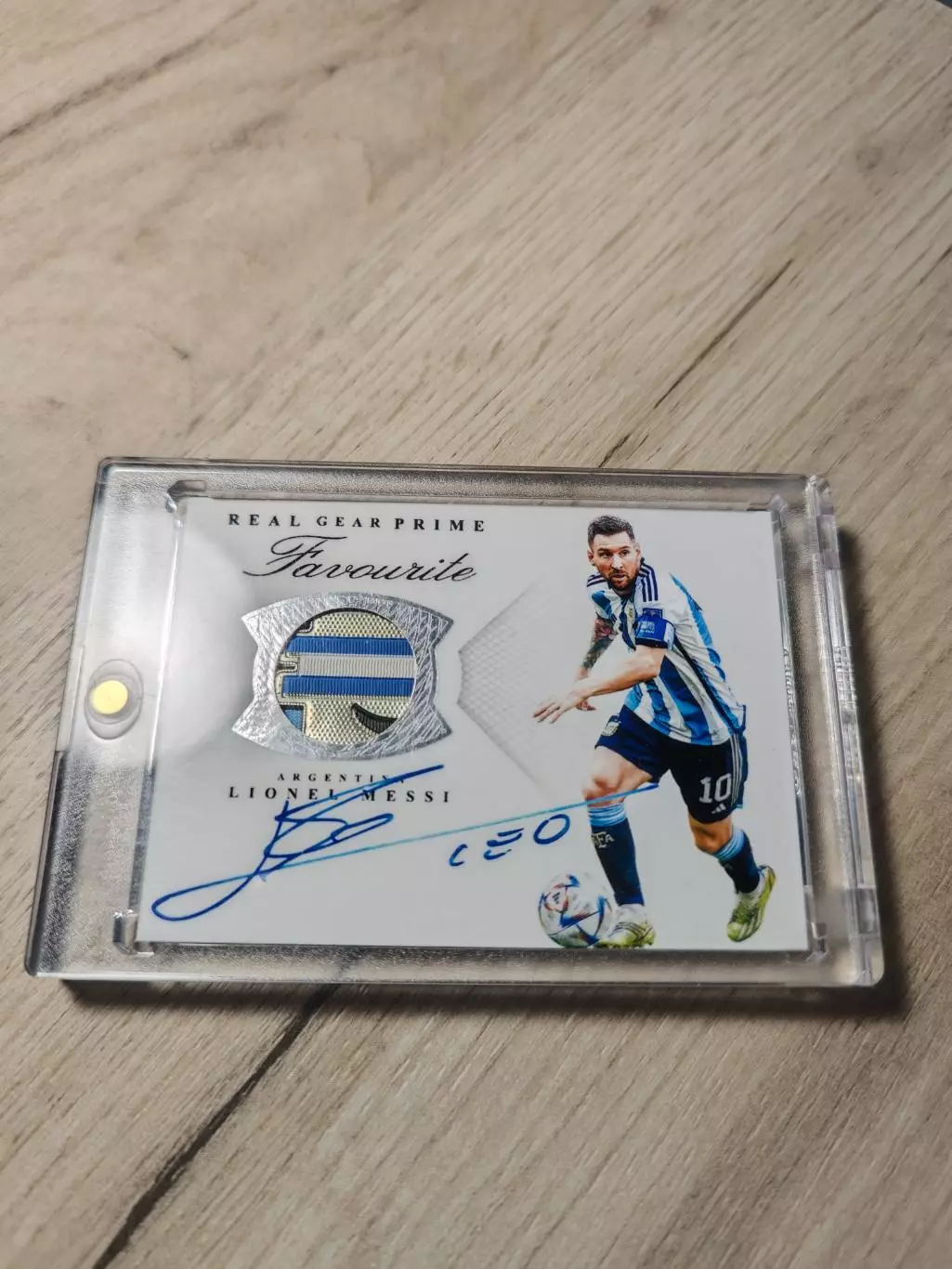 CLS Favourite Lionel Messi Лионель Месси автограф