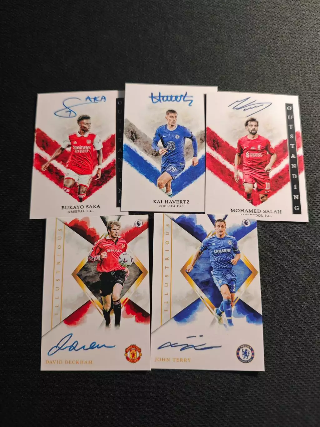 Автографы футболистов набор из 5 случайных карточек