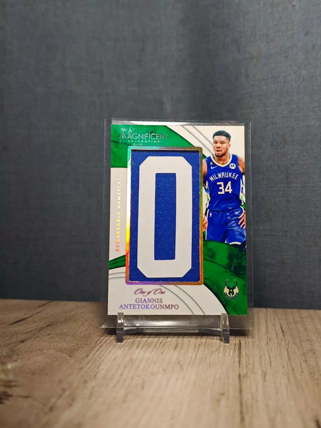 CLS Magnificent Collection Giannis Antetokounmpo O