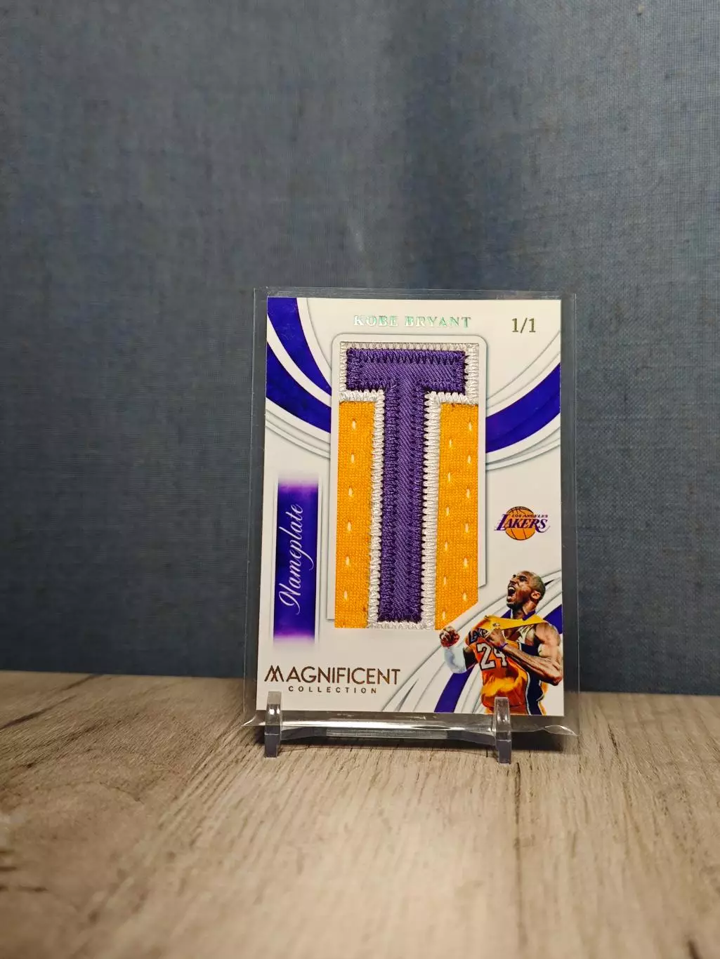 CLS Magnificent Collection Nameplate Kobe Bryant 1/1 T