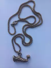 Цепочка - бутса, м'яч