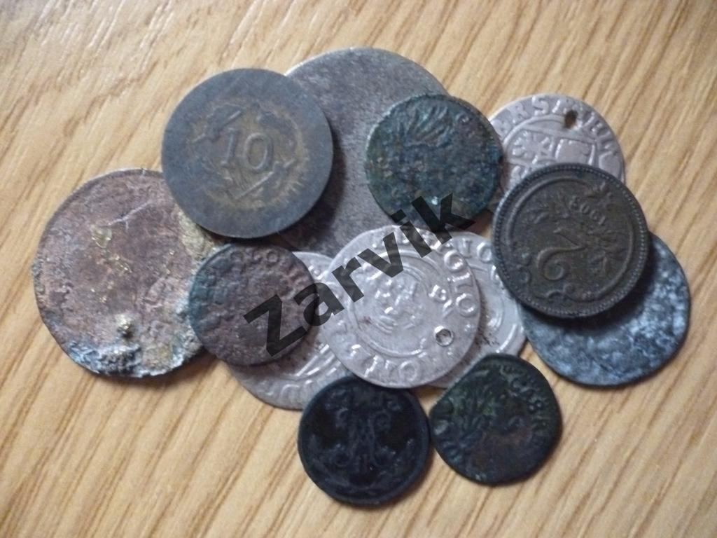 Набор стареньких монет (13 шт)