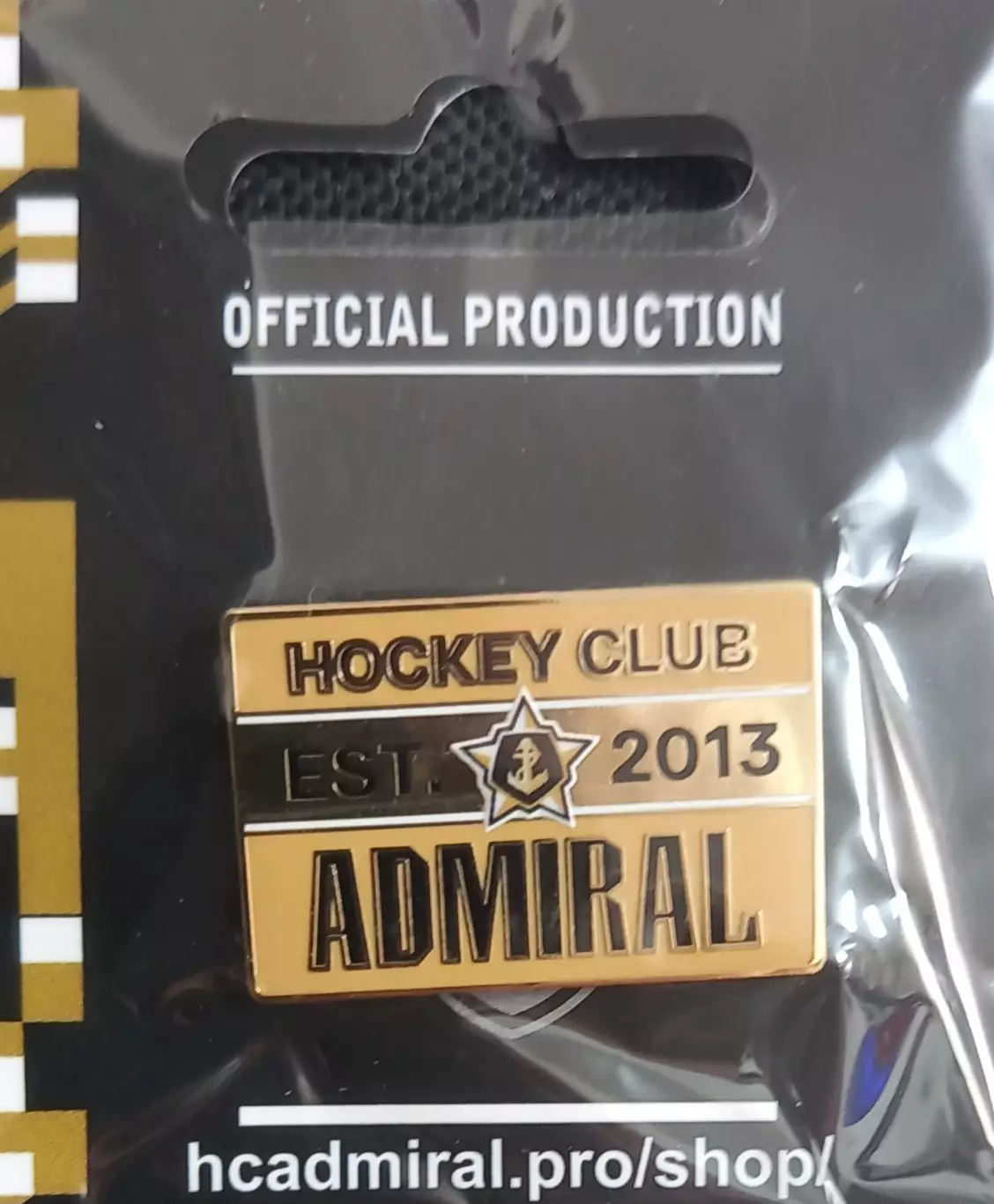 Значок ХК Адмирал Владивосток. Прямоугольный.