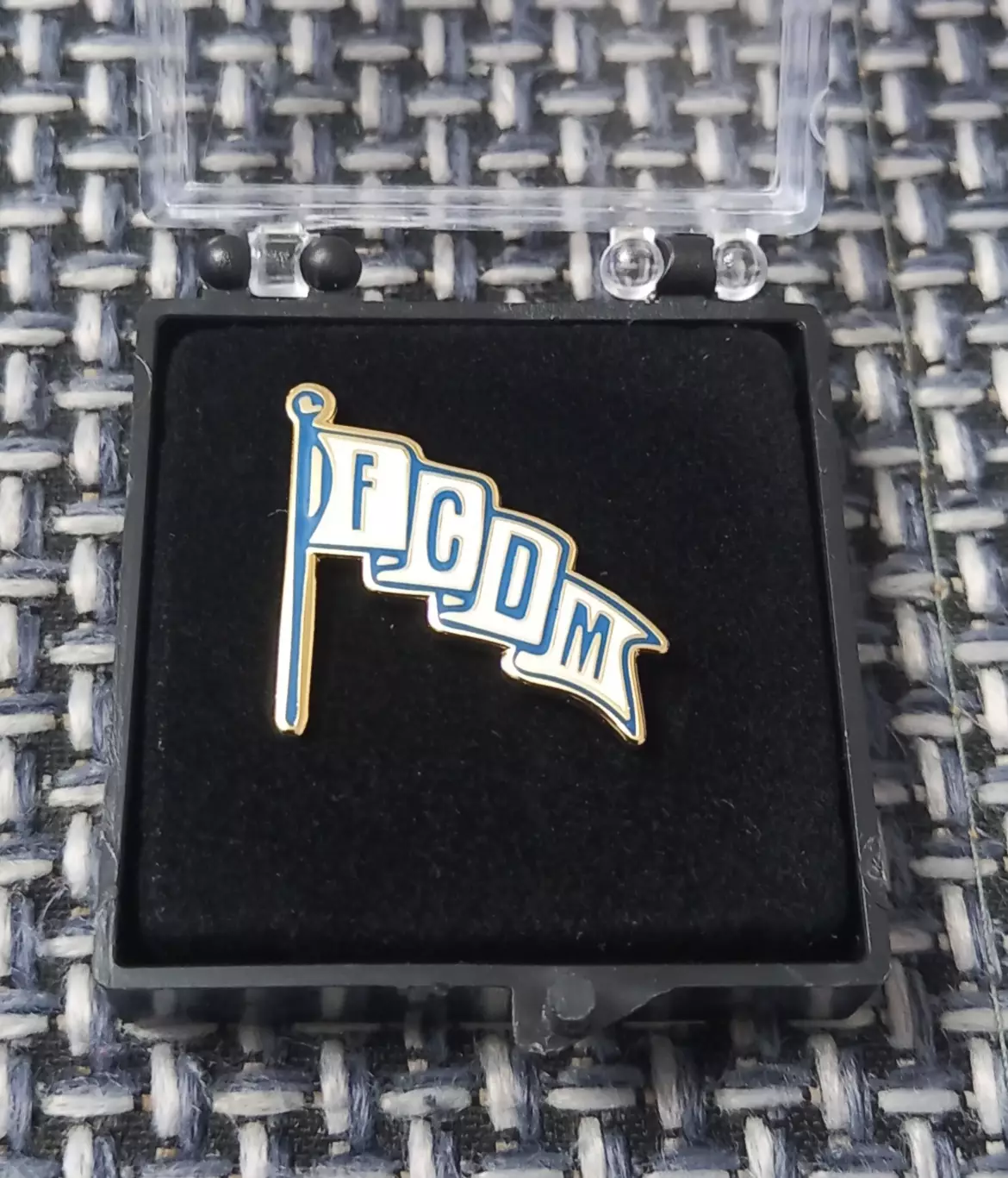 Значок ФК Динамо Москва. Флаг FCDM