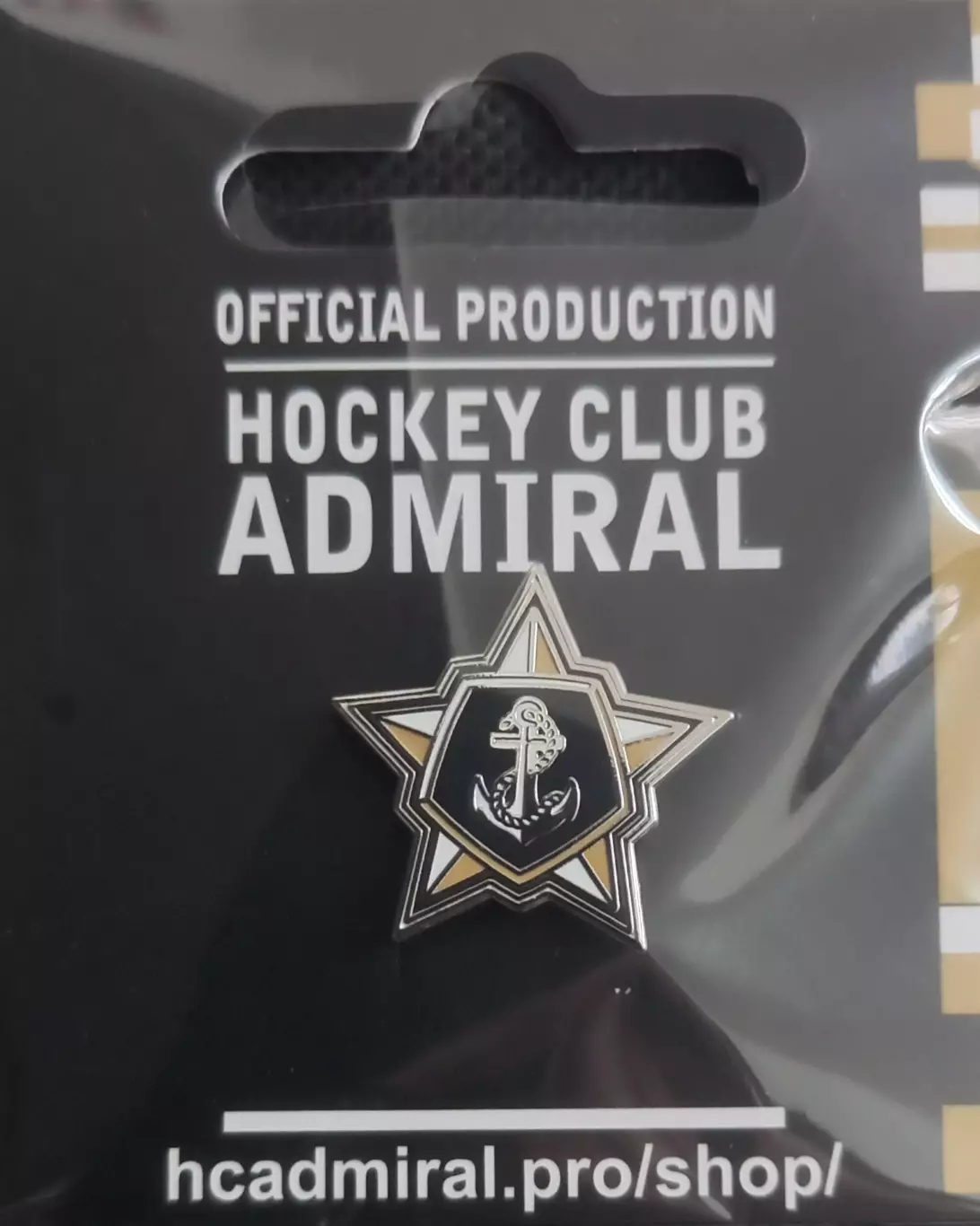 Значок ХК Адмирал Владивосток. Цветной логотип.