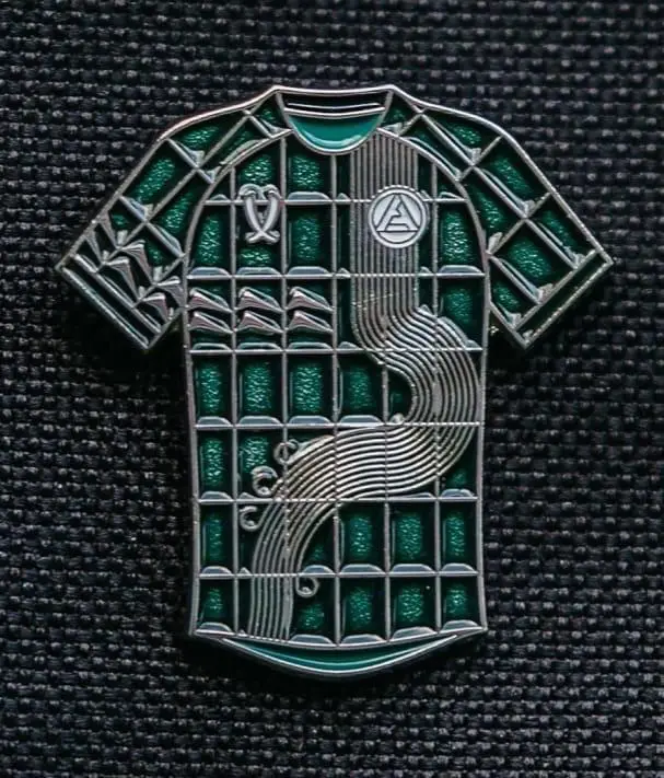 Значок ФК Акрон Тольятти. Форма Гостевая