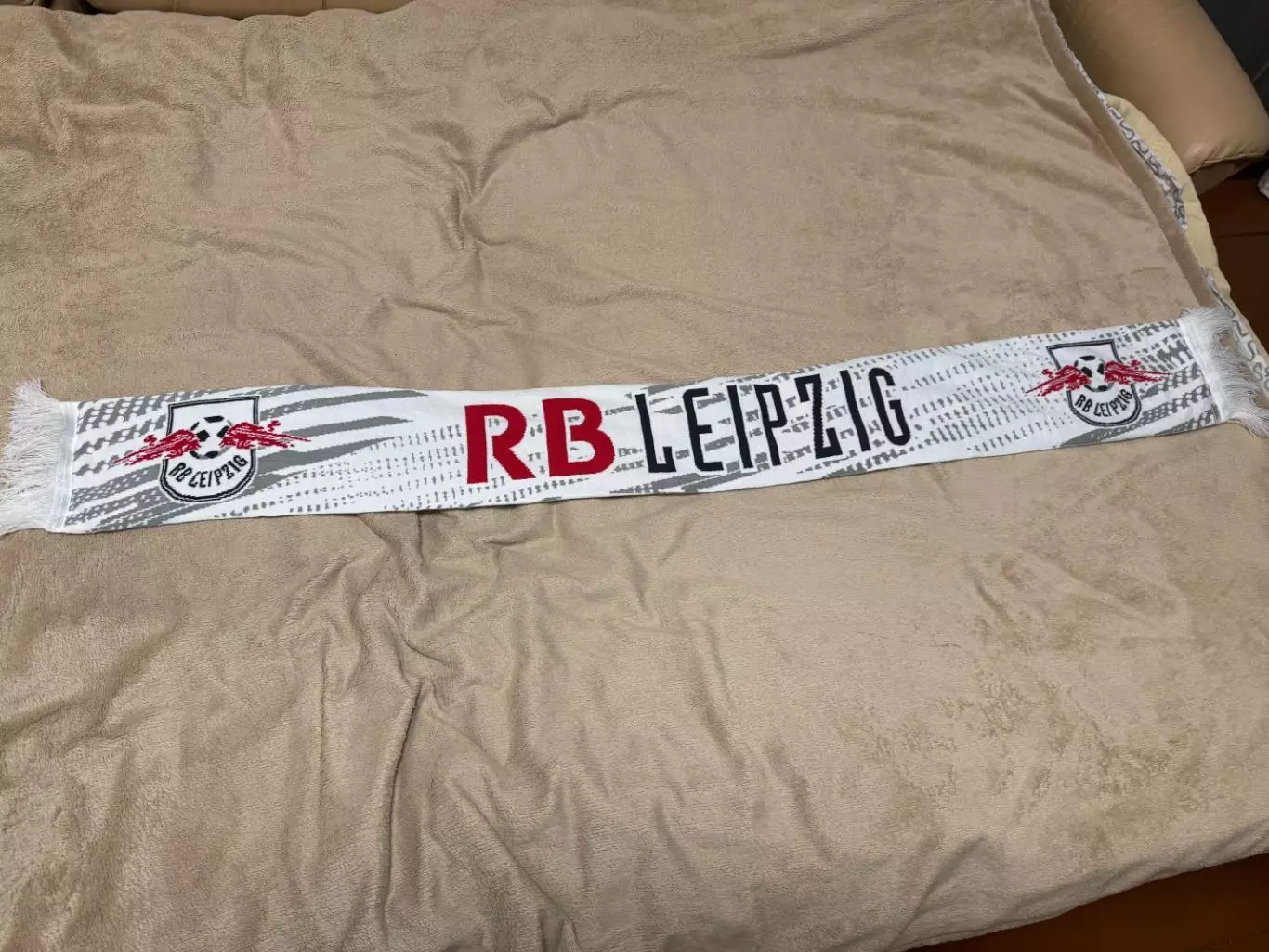 Шарф РБ Лейпциг (Scarf RB Leipzig)
