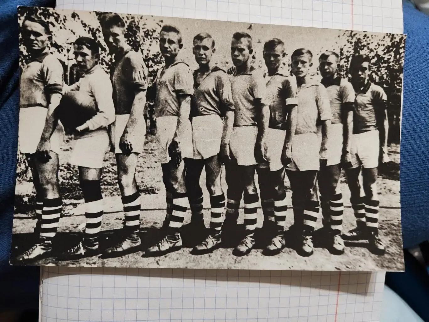 Старые фото: футбольная команда Щигровского механического завода. 1937