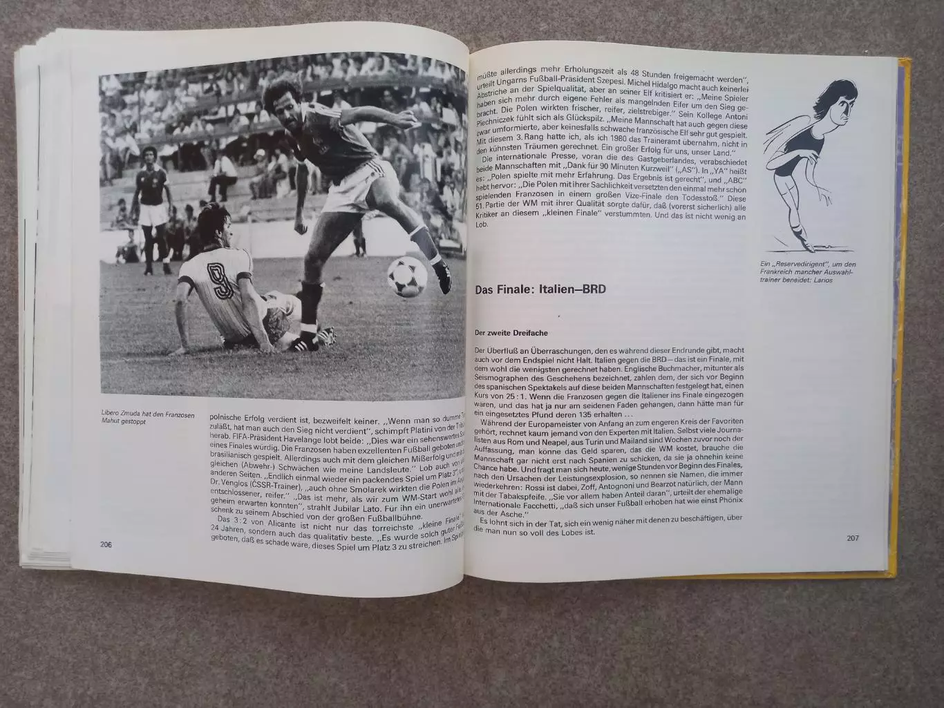 ГДР Fussball Weltmeisterschaft 1982 Sportverlag Berlin Чемпионат мира 5