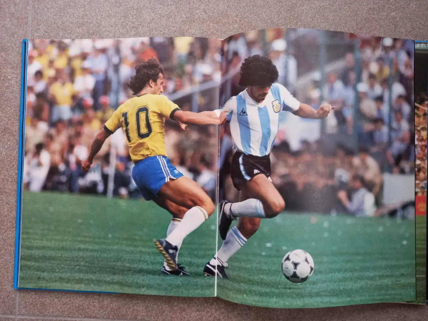 Чемпионат мира 1982 Azzurro Mundial Италия 128 стр. 21х30 4