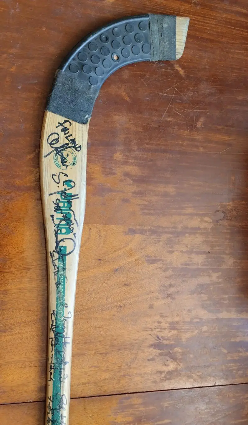 Клюшка игровая с автографами. Хабаровск 1981 год 1