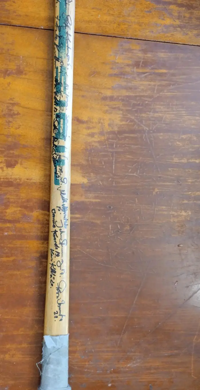 Клюшка игровая с автографами. Хабаровск 1981 год 2
