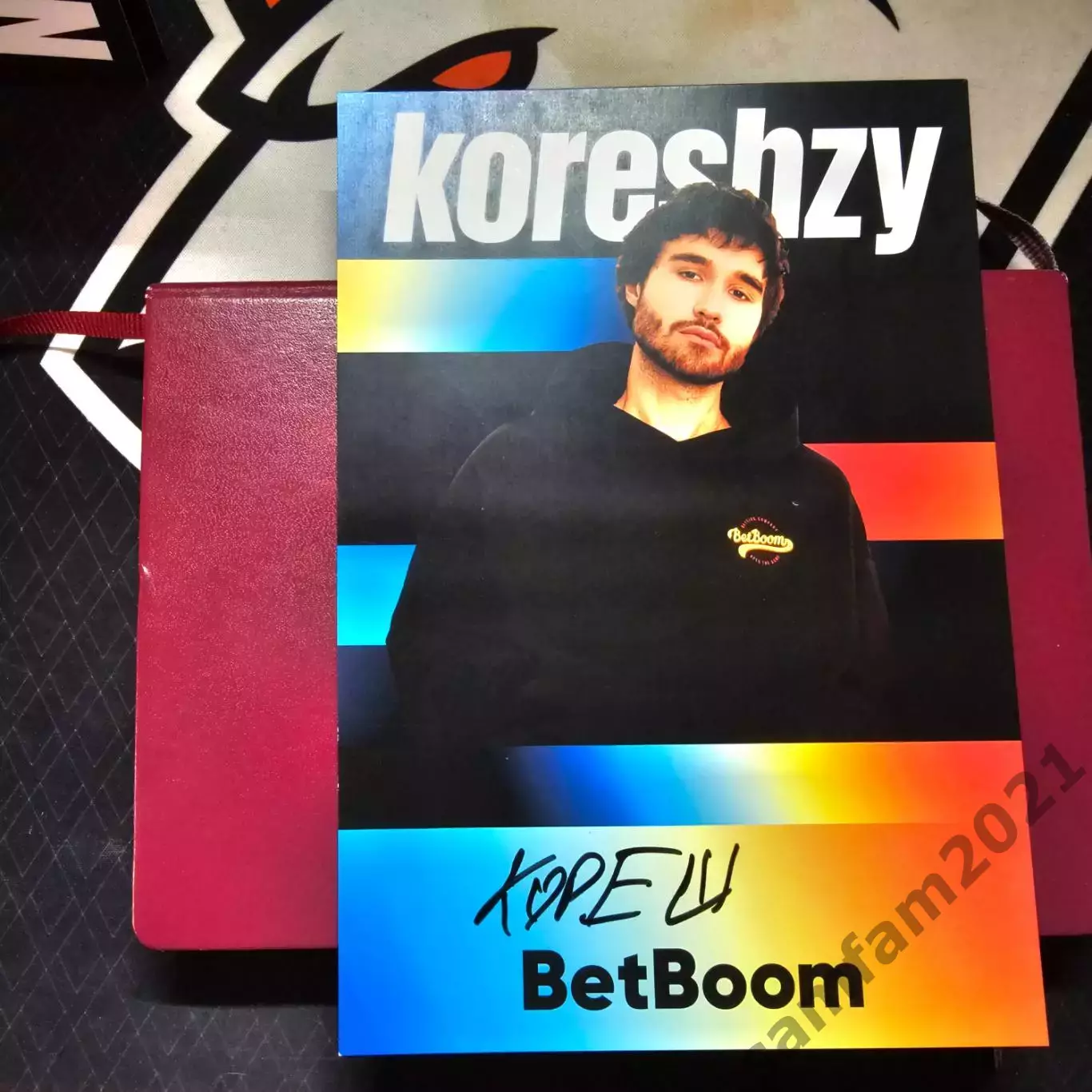 Карточка с автографом koreshzy стая 15х21см