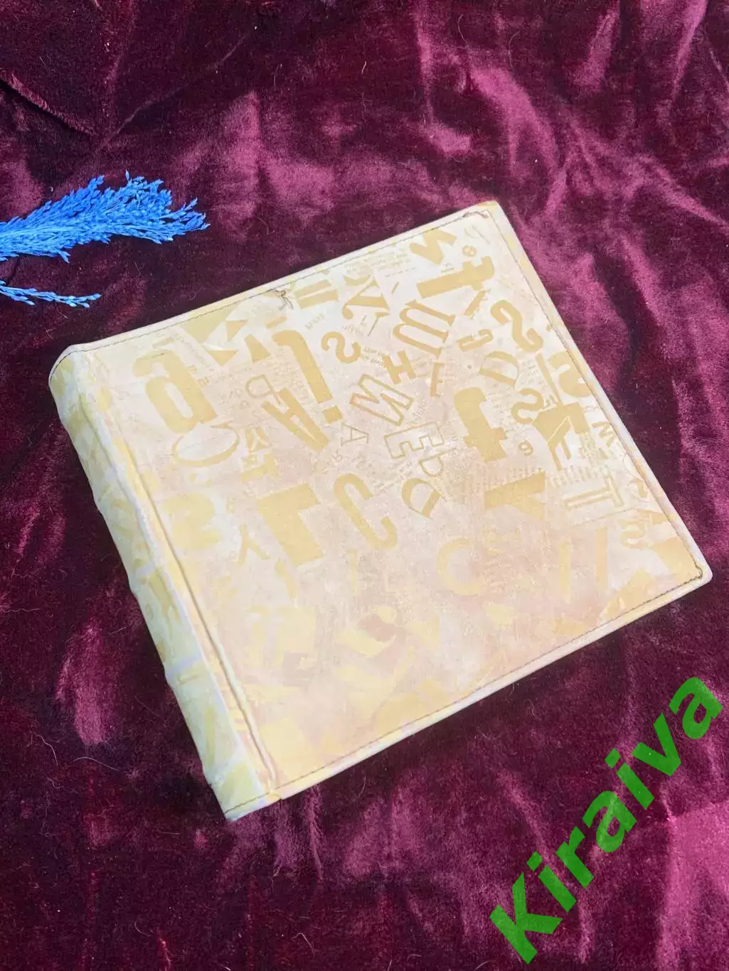 Фотоальбом средний на 200 фото с местом для подписи Н1883,2 (б/у) 22,5 х 24 см в