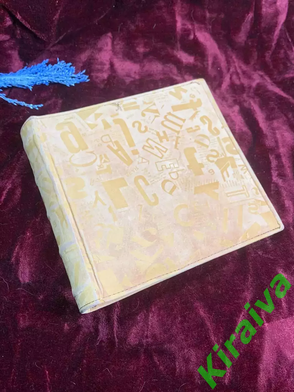 Фотоальбом средний на 200 фото с местом для подписи Н1883,2 (б/у) 22,5 х 24 см в 1