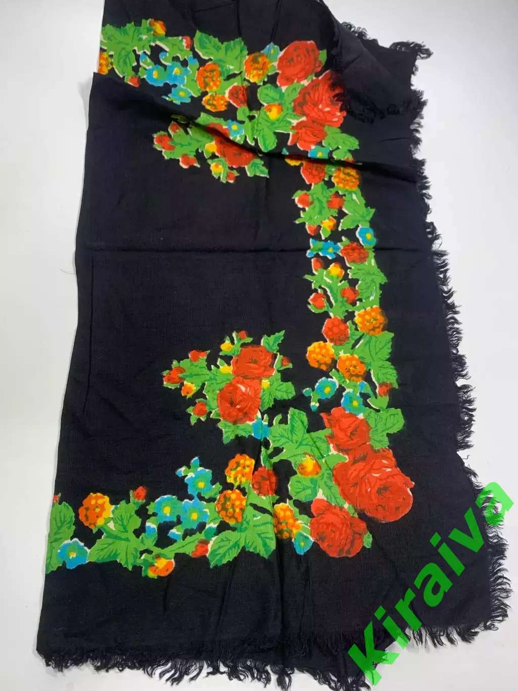 Платок женский винтажный шерстяной с бахромой СССР Ирпень 1967 цветочный Н2862 1