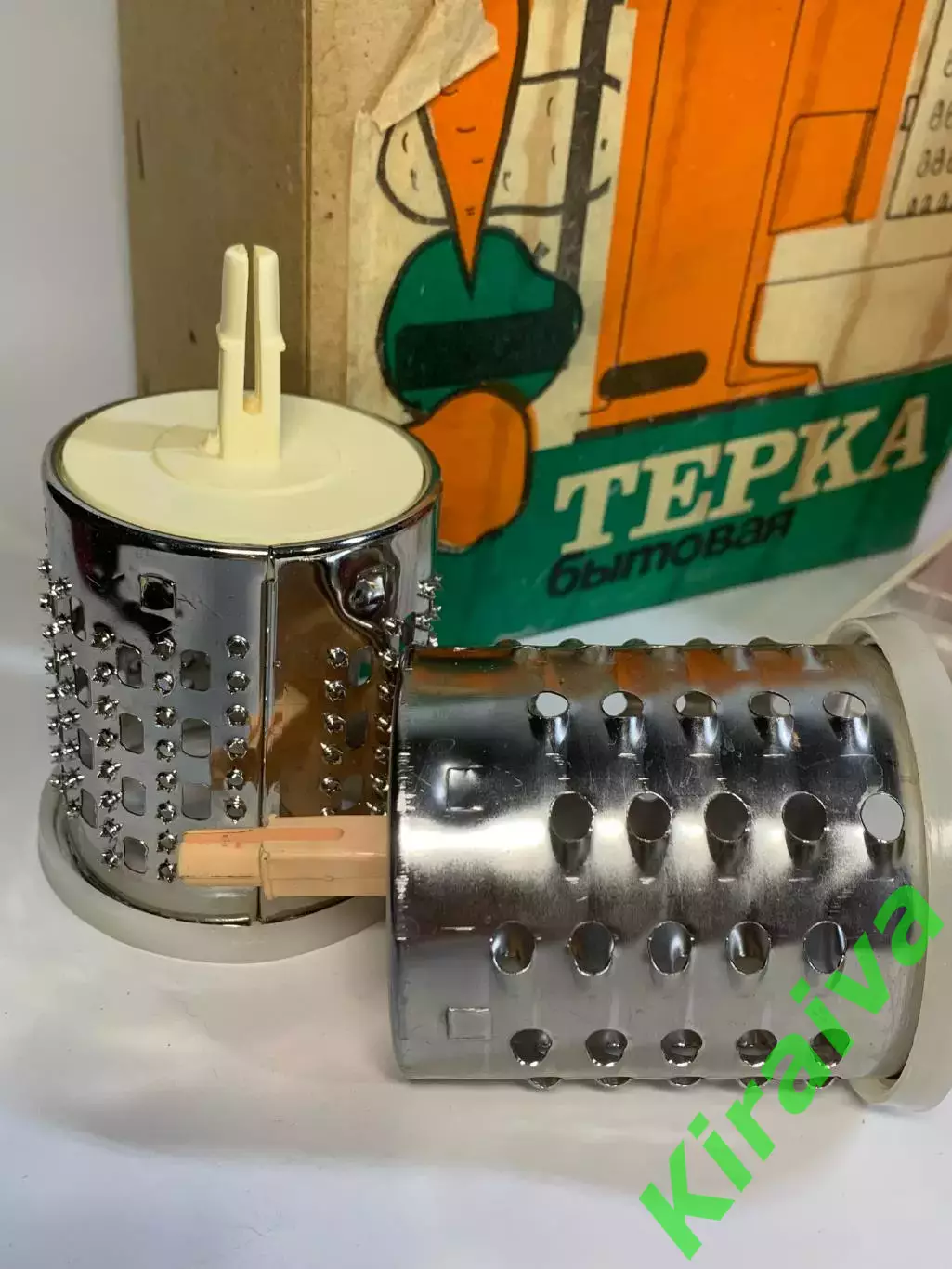 Тёрка ручная кухонная винтаж 3 насадки с присоской в коробке редкая (Н2280,1) 2