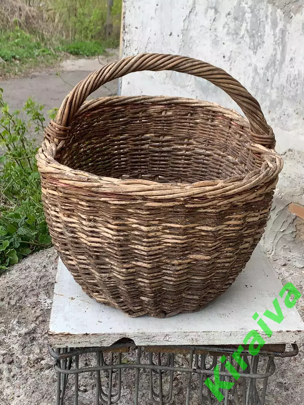 Корзина плетёная из лозы овальная большая с ручкой ажурная бежевая винтаж Н2900 4