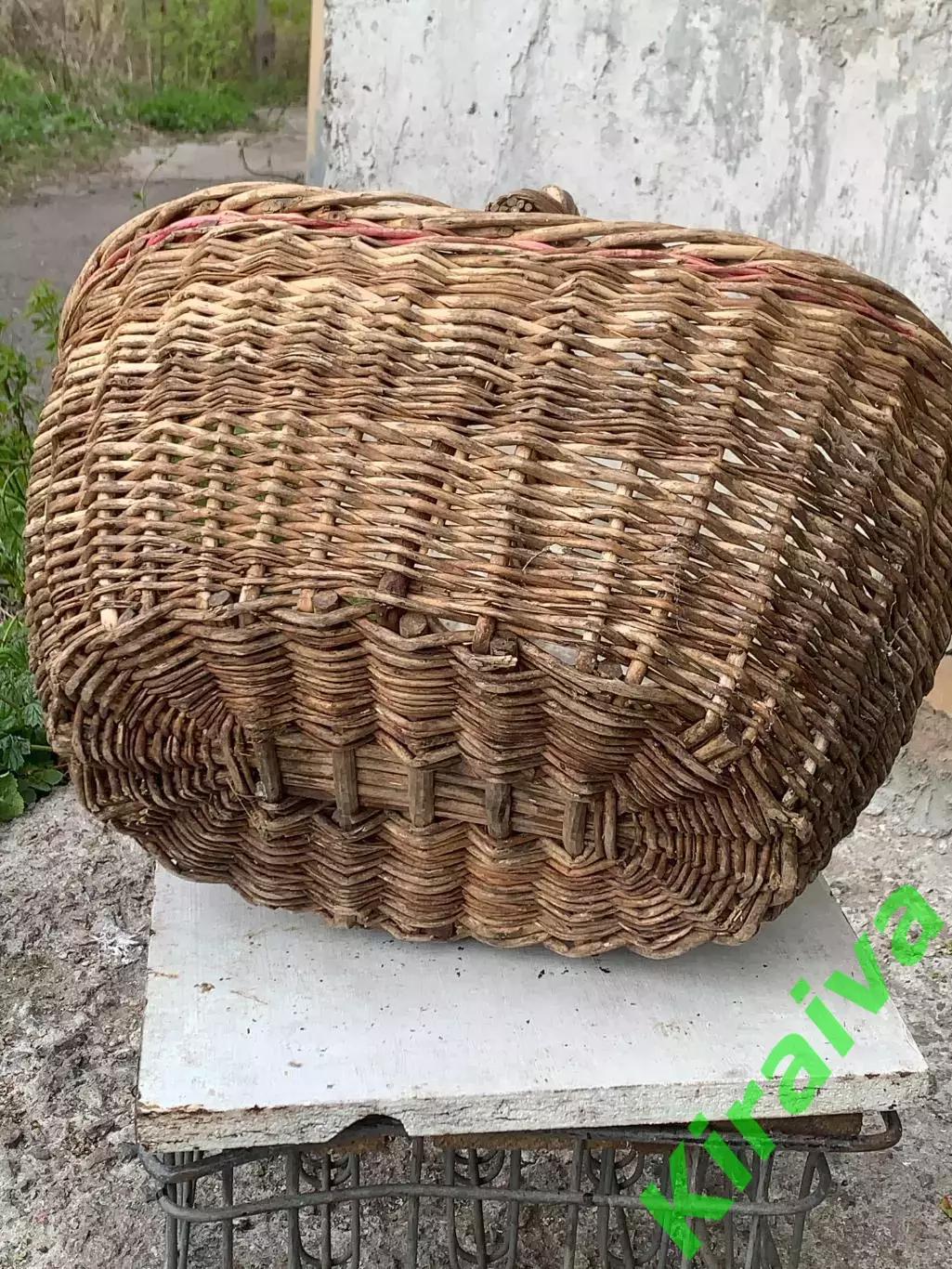 Корзина плетёная из лозы овальная большая с ручкой ажурная бежевая винтаж Н2900 7