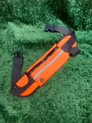Сумка поясная RunningBag для бега оранжевая с карманом для бутылки Н8050