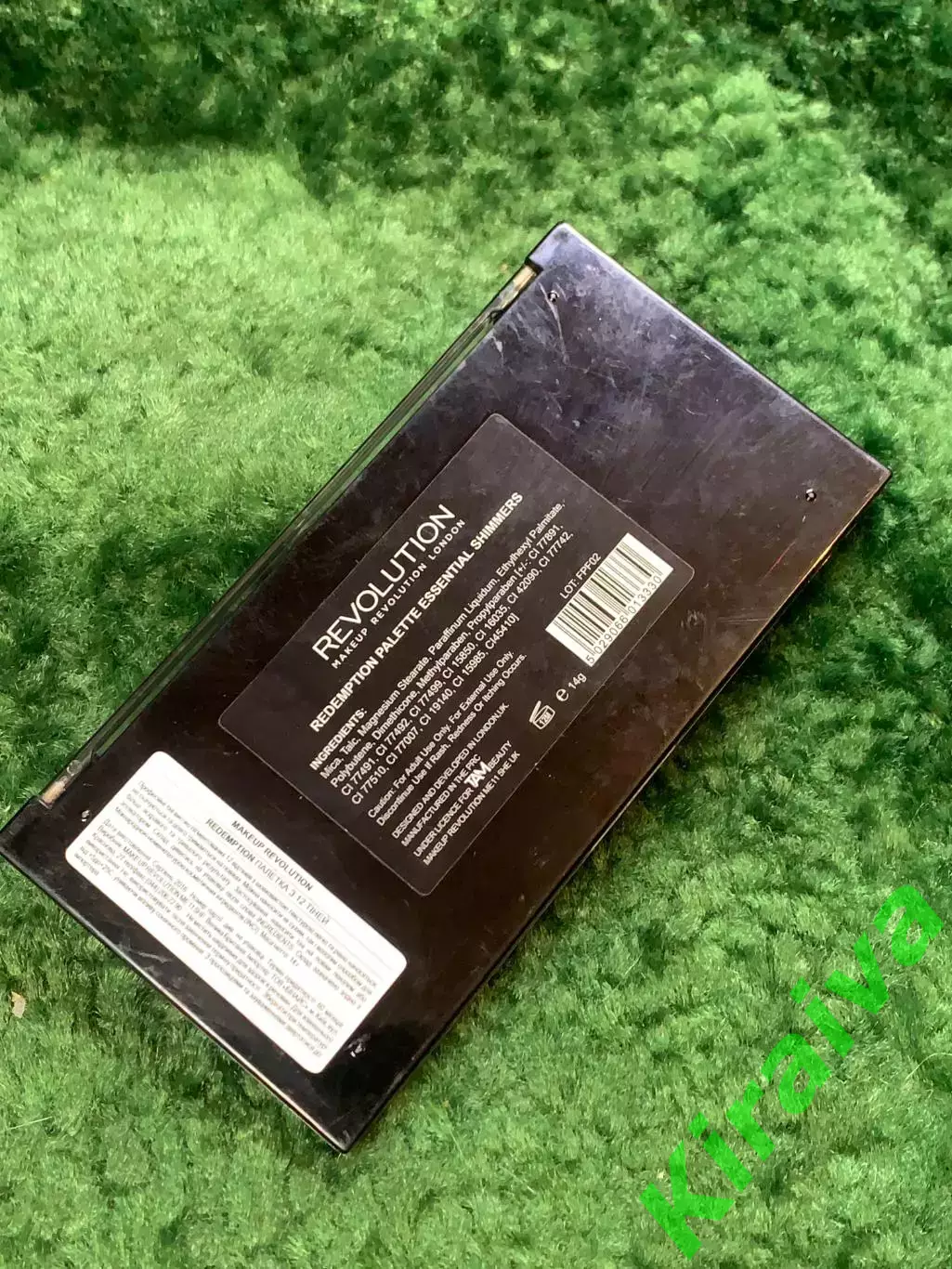 Палетка теней для век Makeup Revolution Redemption Palette Iconic 3, 12 ро Н8066 5