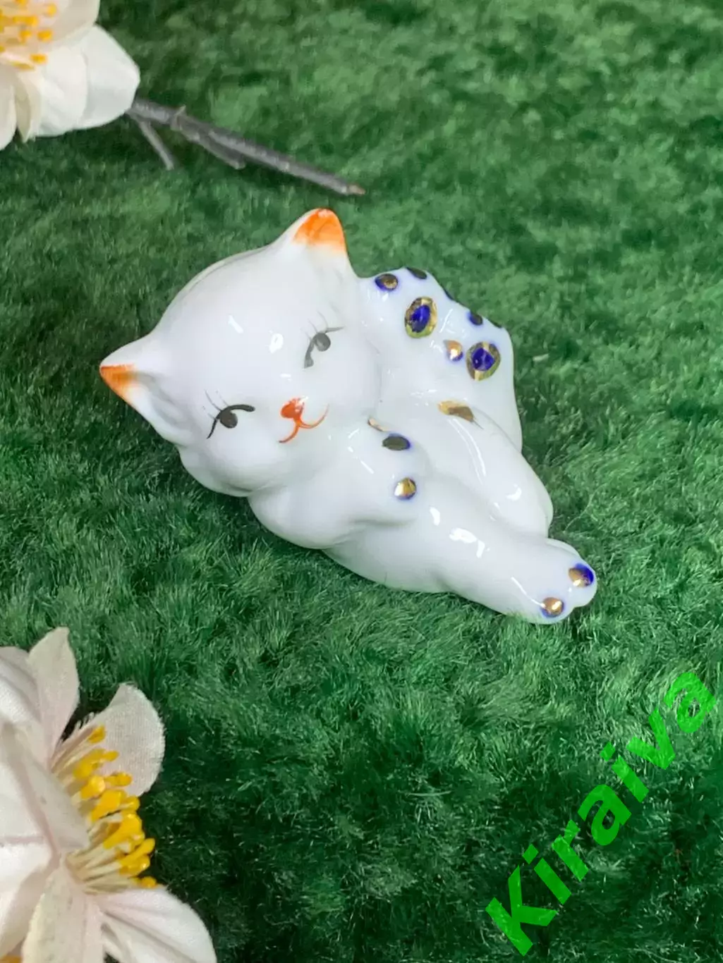 Статуэтка миниатюрная «Котёнок» фарфоровая фигурка, синий и золотой декор (Н8196 2