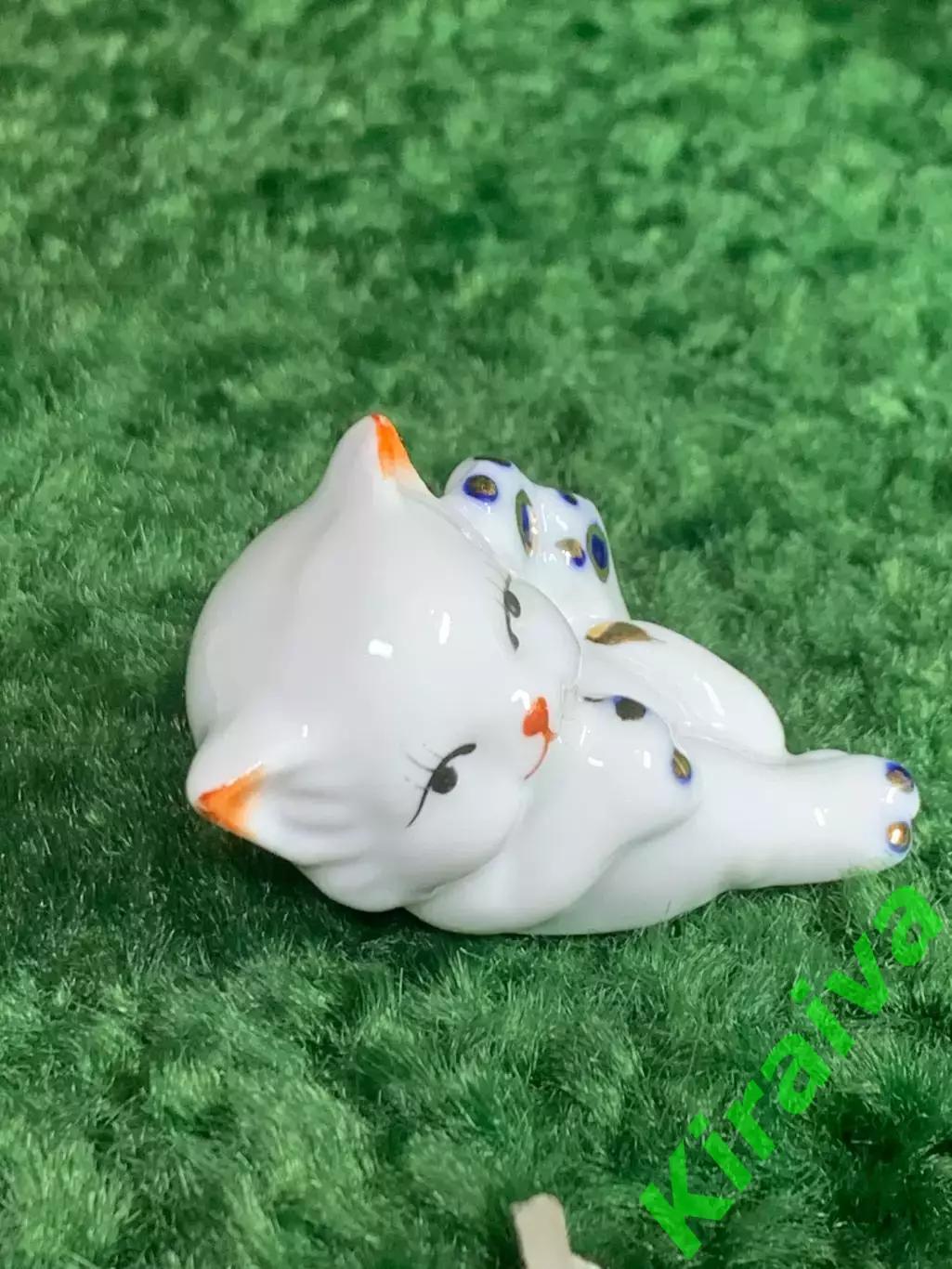 Статуэтка миниатюрная «Котёнок» фарфоровая фигурка, синий и золотой декор (Н8196 3
