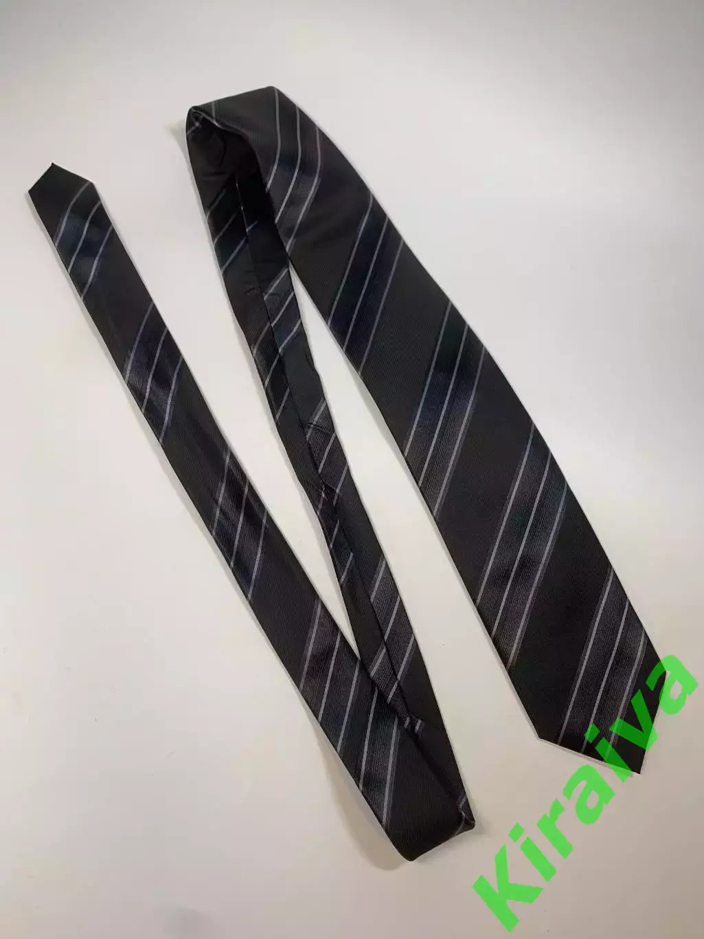 Шёлковый мужской галстук LIKAS 100% Silk Hand Made, графитовый в полоску (Н8234) 2