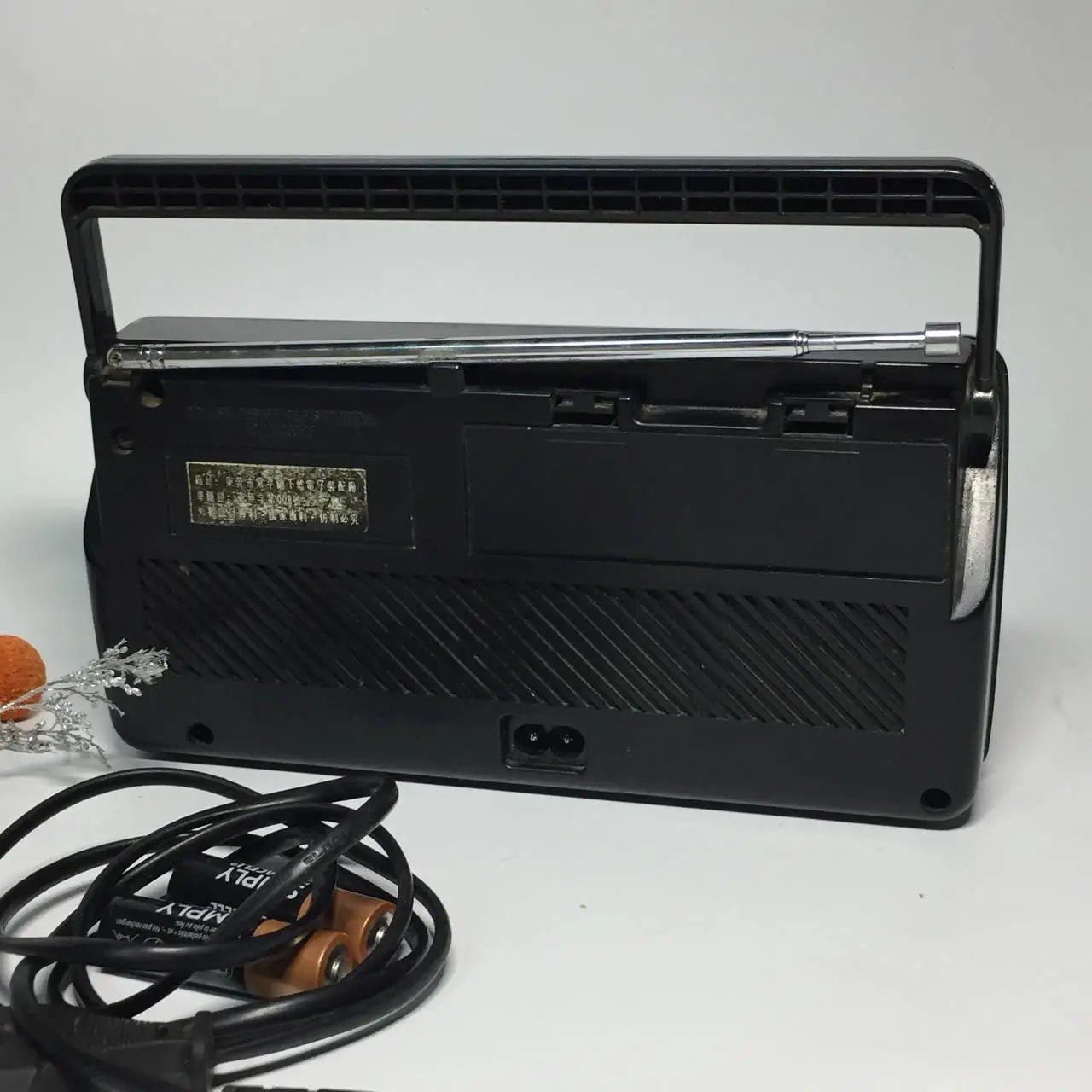 Приемник радио kpe kp-607t работает от сети, батареек Ретро радиоприемник н1291 5