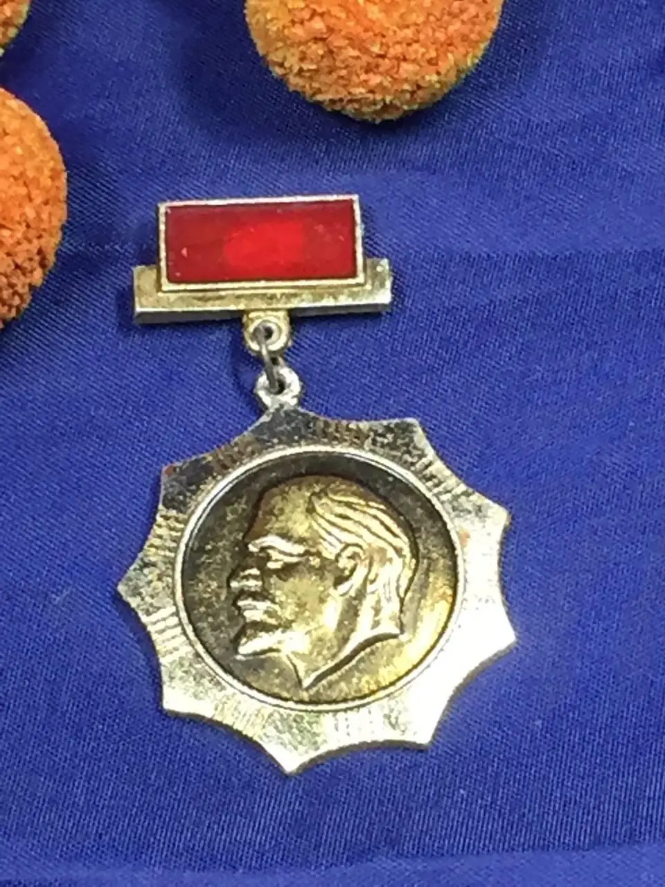 Винтажный нагрудный значок с профилем Ленина, СССР Н2093Редкий винтажный нагр 2