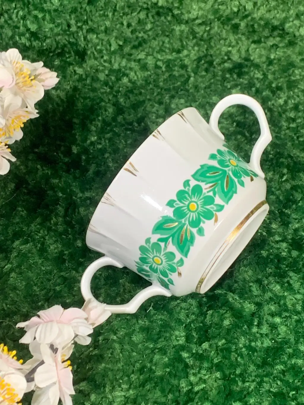 Бульонница фарфоровая винтаж Киев 370 мл с позолотой и цветочным декором Н992 2