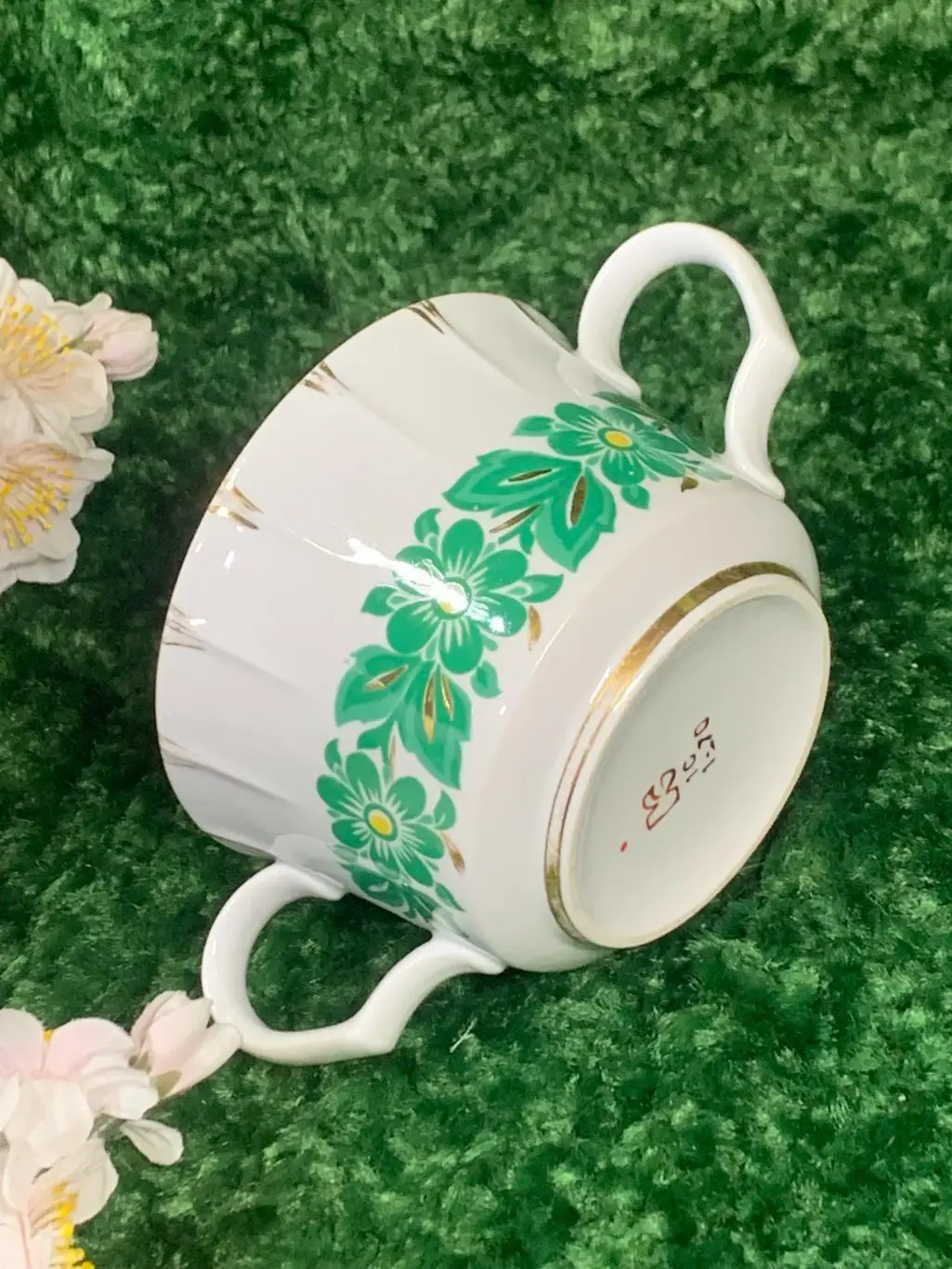 Бульонница фарфоровая винтаж Киев 370 мл с позолотой и цветочным декором Н992 3