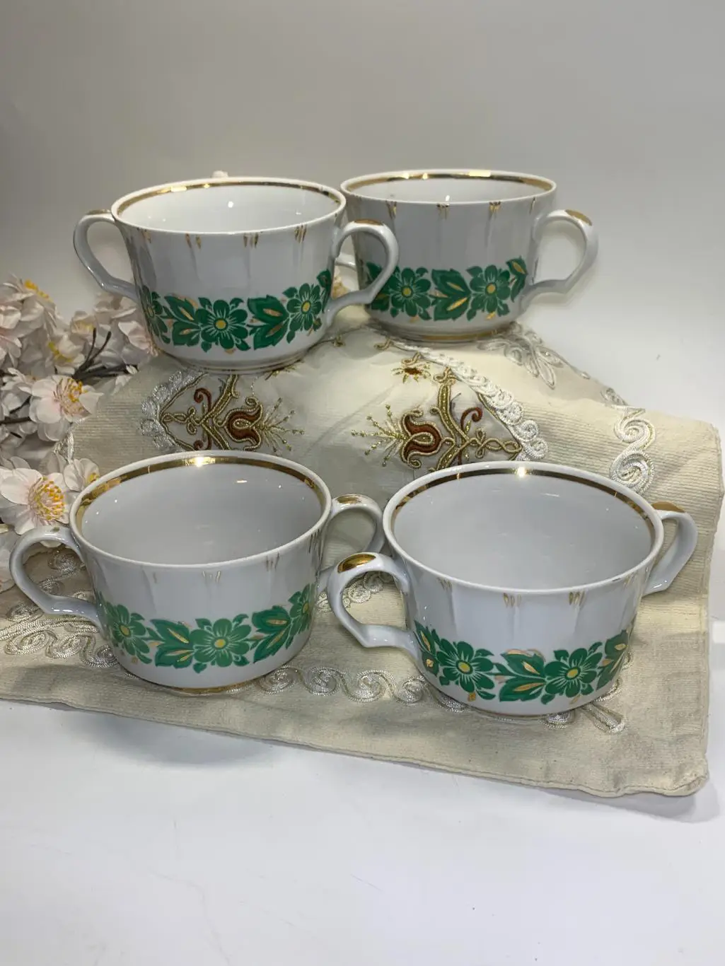 Бульонница фарфоровая винтаж Киев 370 мл с позолотой и цветочным декором Н992 5