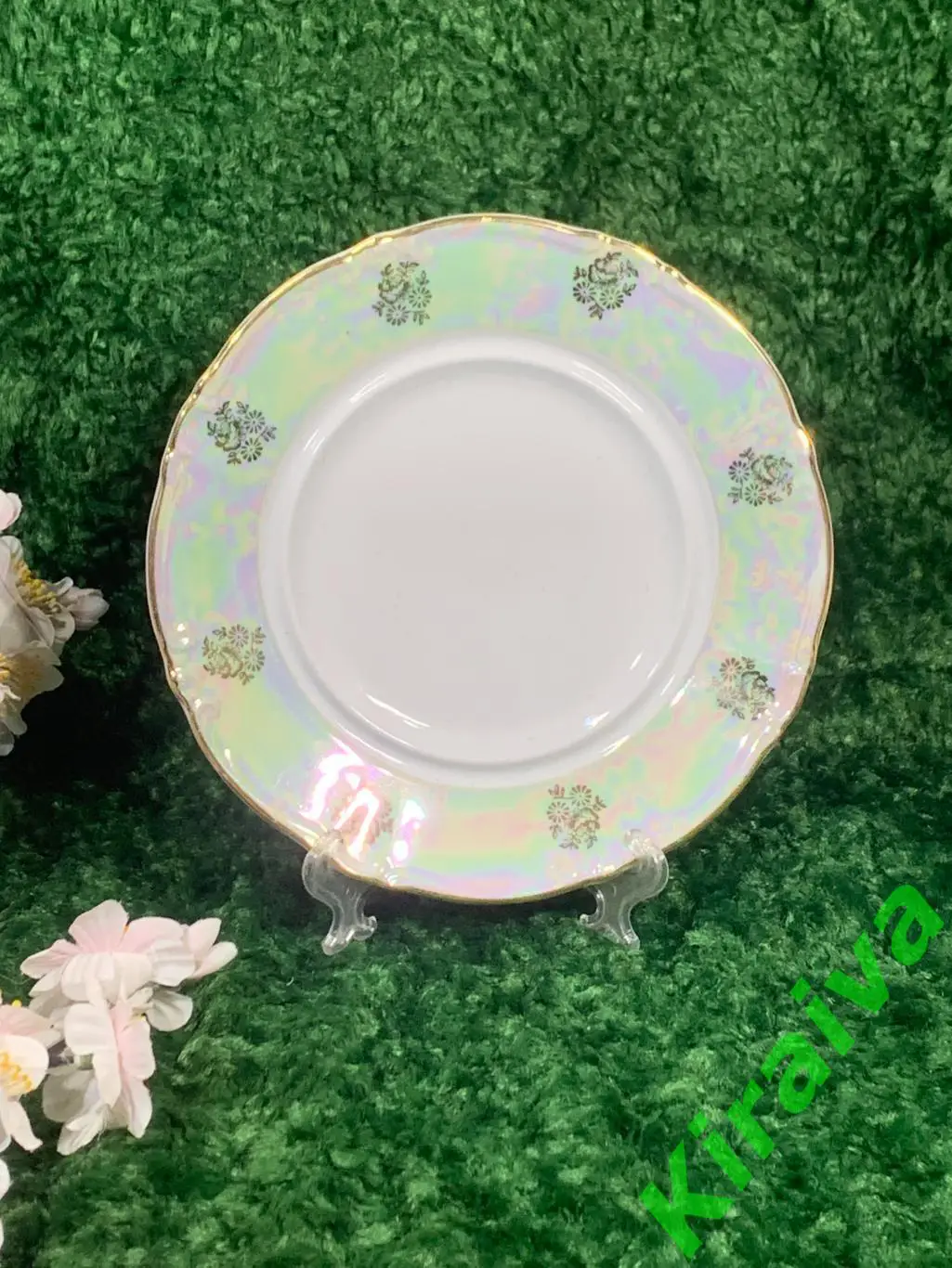 Винтажная фарфор тарелка Kahla (ГДР) 1970-х годов, перламутровая глазурь Н1631