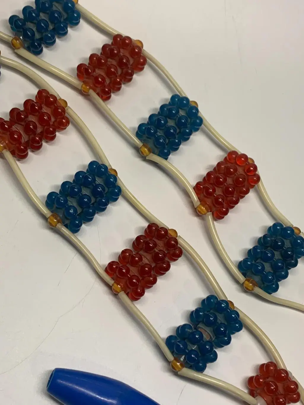 Массажер пластиковый ленточно-роликовый для спины ног тела ребристые шарик н8011 2