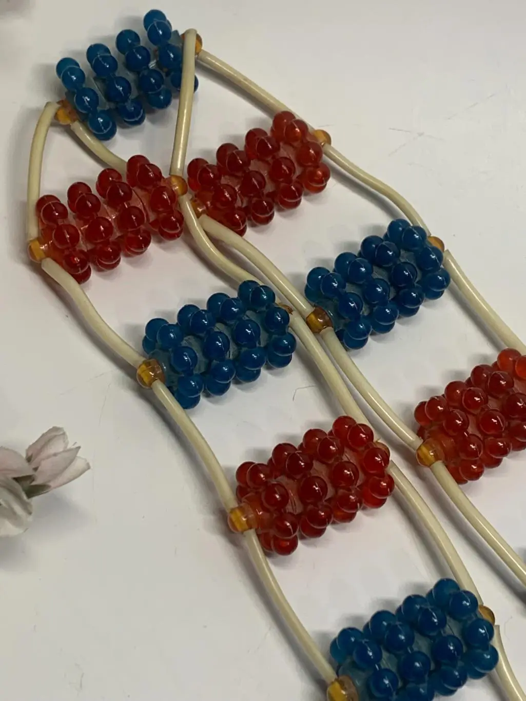 Массажер пластиковый ленточно-роликовый для спины ног тела ребристые шарик н8011 6