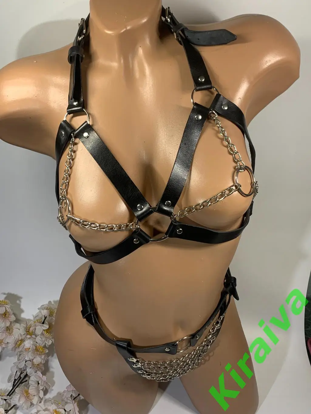 Комплект белья из кожанных ремешков и металлических цепочек, партупея Н1641 1