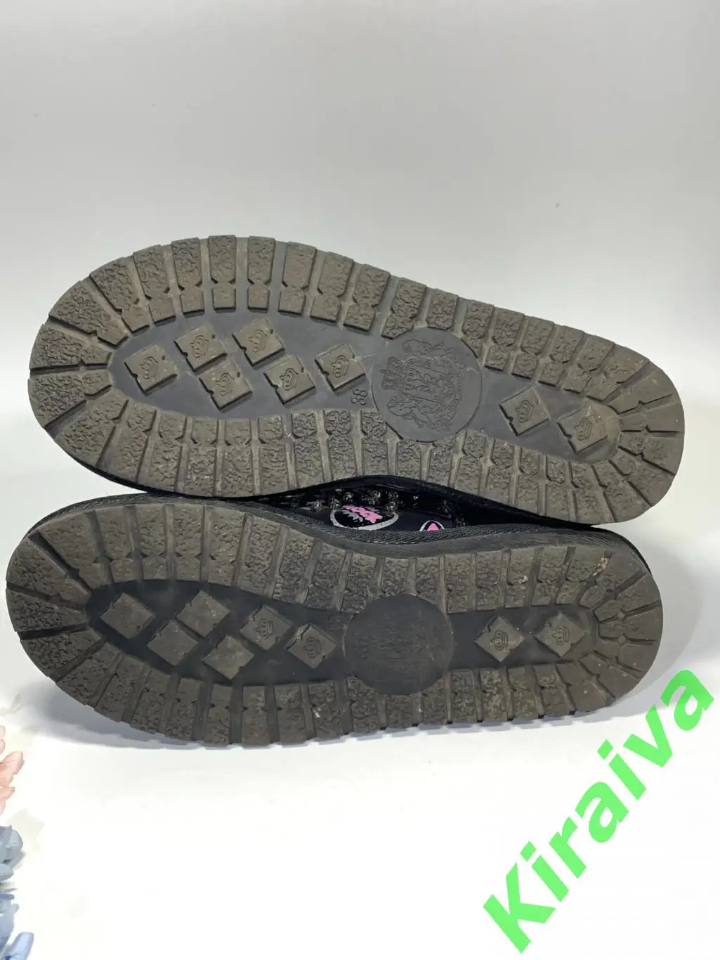 Угги Keddo со стразамии и принтом черные р. 38 (24.8 см), б/у в рок-стиле Н1675 6