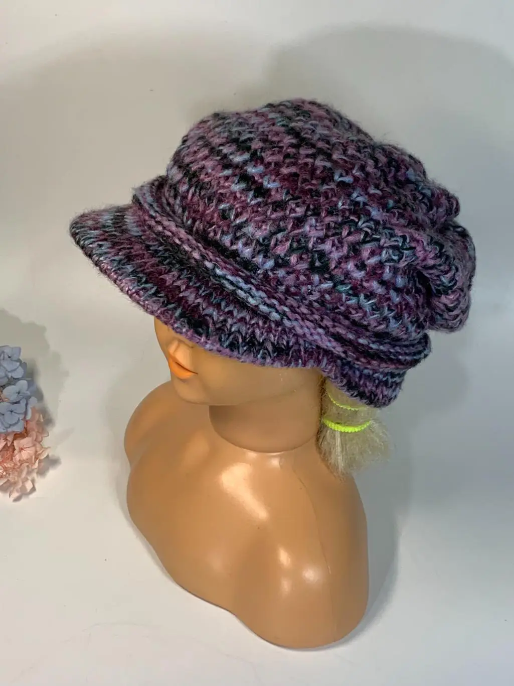 Женская вязаная шапка-берет с козырьком XXS (45-50 см, акрил) Н1681Стильная и 1