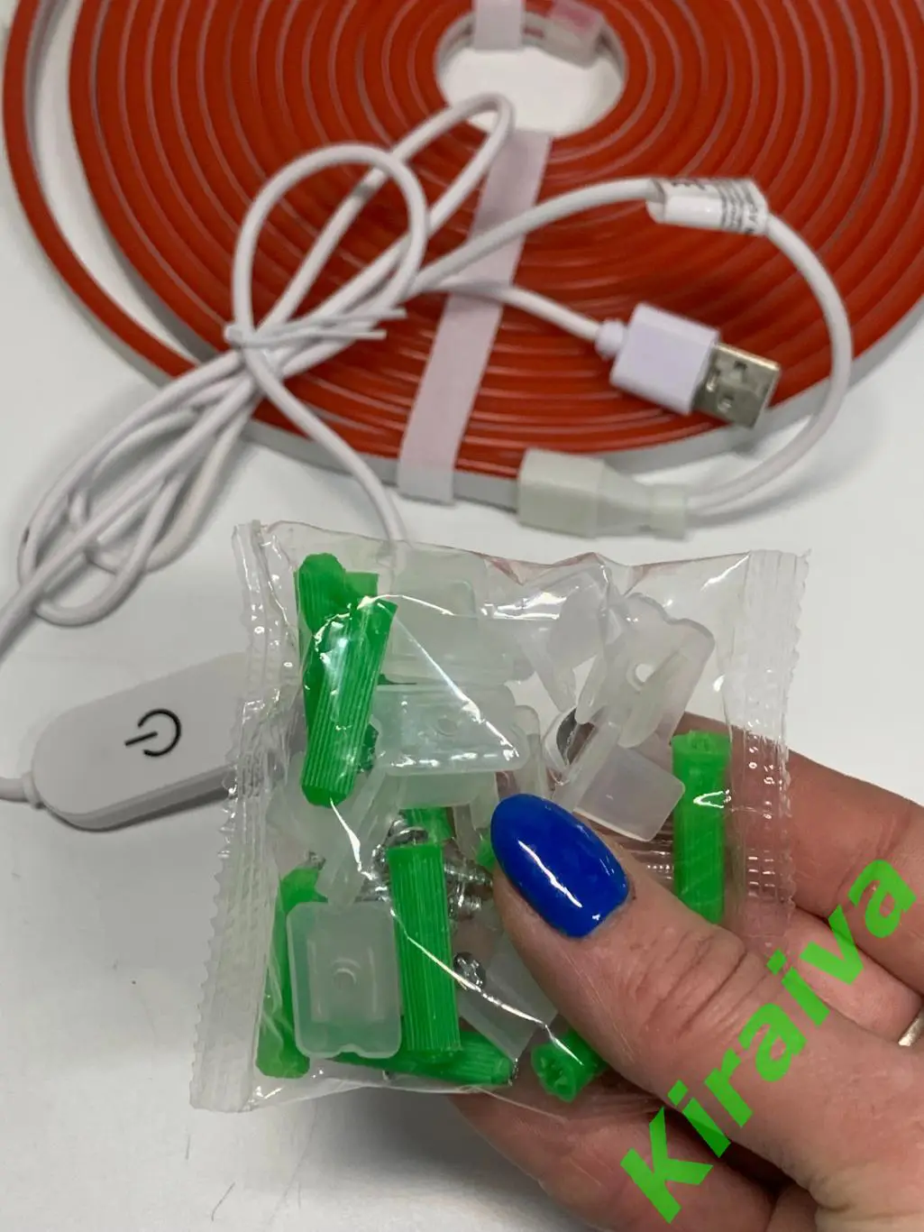 Гибкий неон, светодиодная неоновая лента Neon 5 м (USB) + держатели, Красный Н39 3