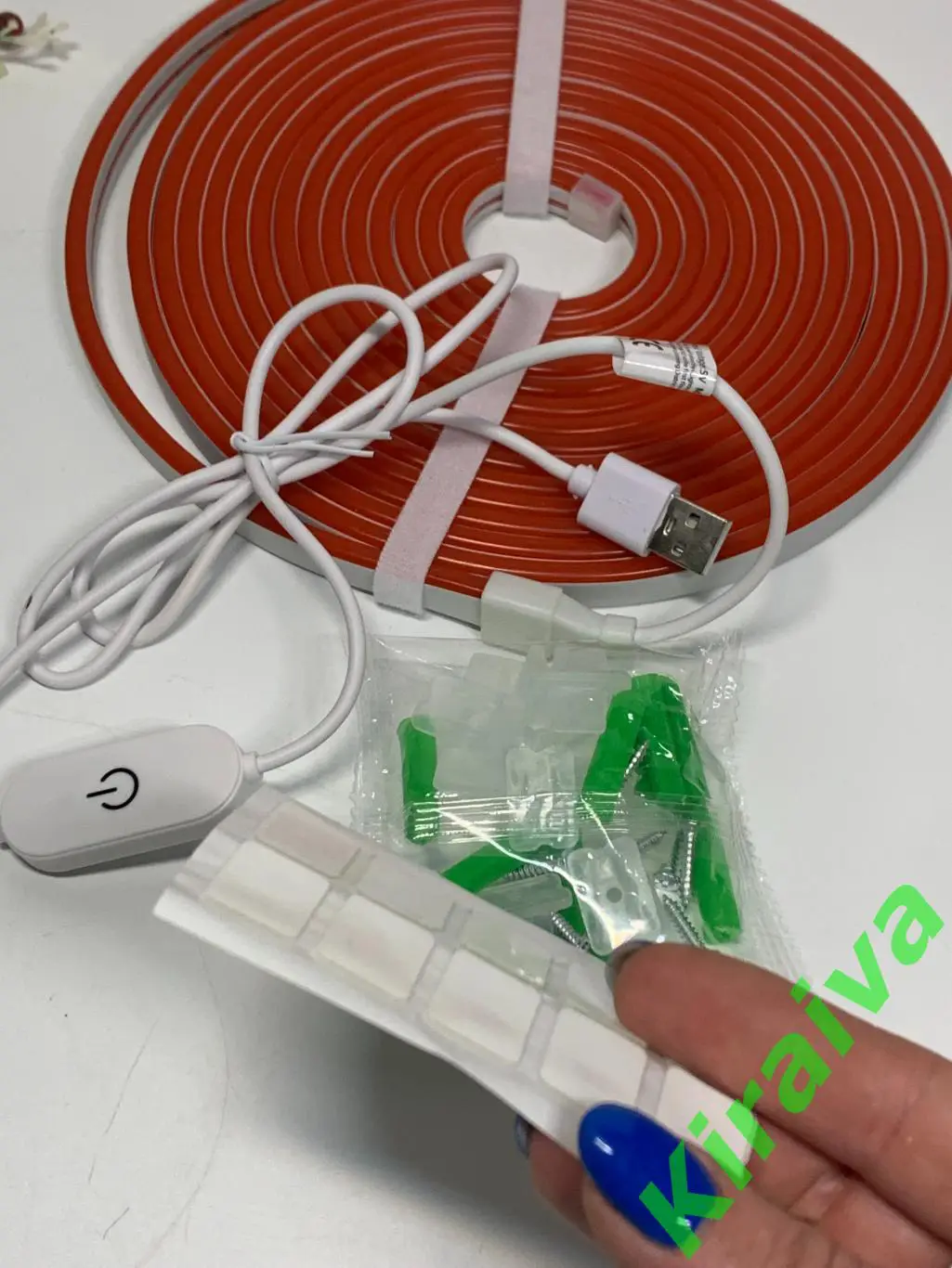 Гибкий неон, светодиодная неоновая лента Neon 5 м (USB) + держатели, Красный Н39 4