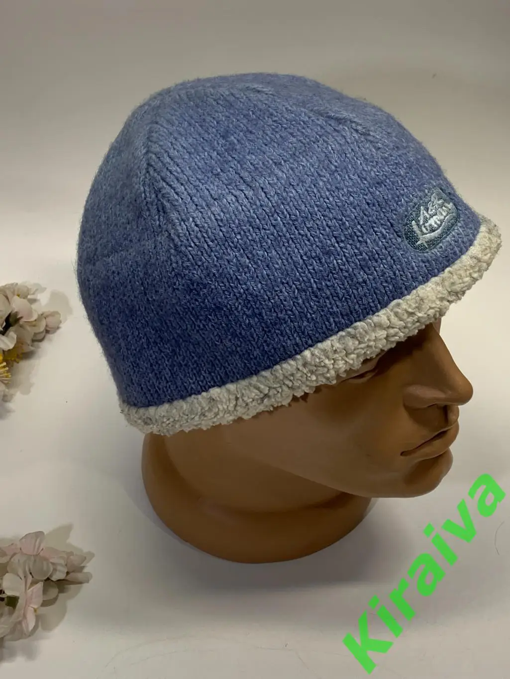 Шапка Adidas темно-синяя акрил мелкая вязка Н1953Стильная и теплая темно-синяя