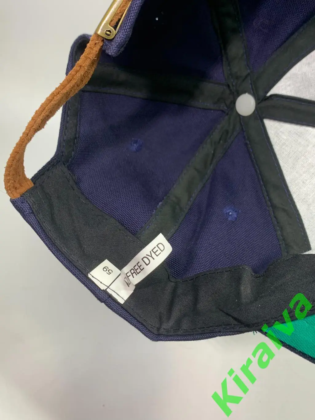 Тёмно-синяя бейсболка с зелёным козырьком – стиль и комфорт Н084Классическая б 4