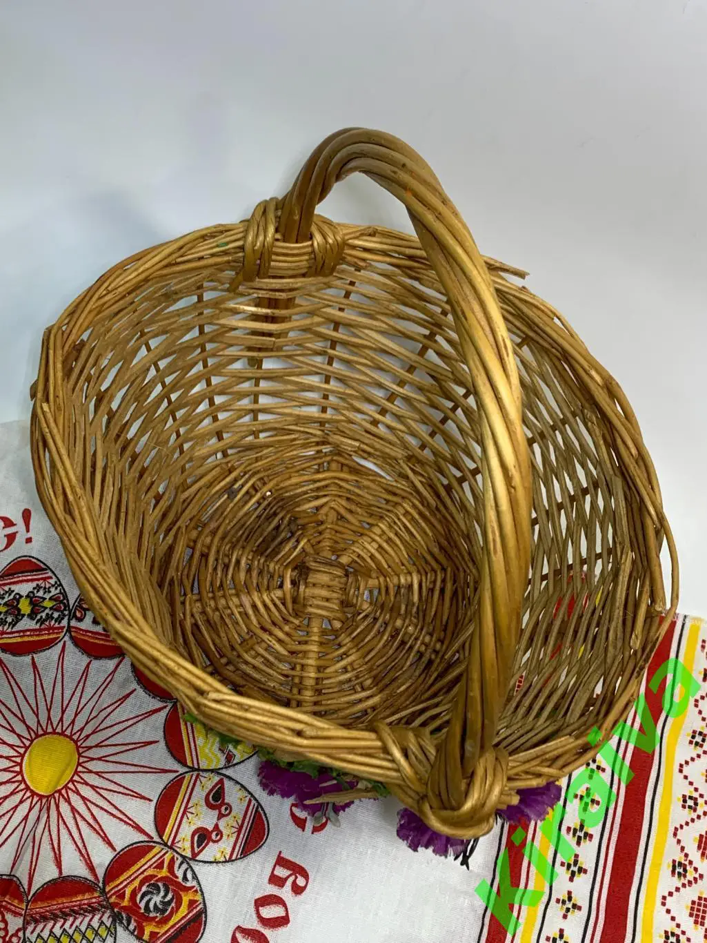 Корзина плетеная круглая маленькая из лозы 20х23x13 см Н1834Плетёная корзина и 1