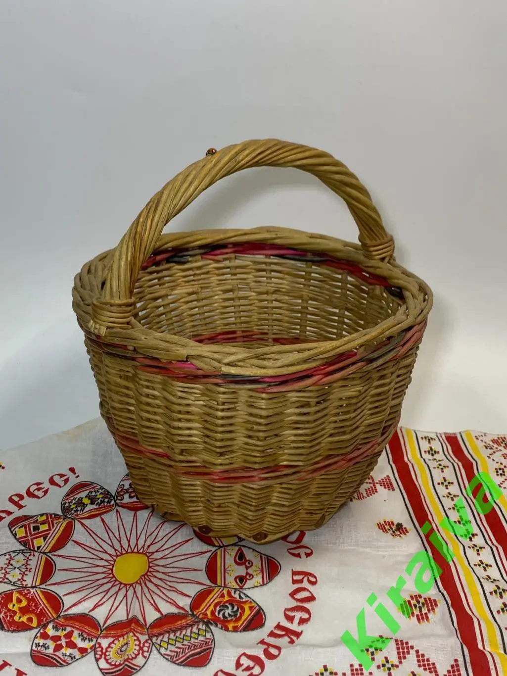 Корзина плетеная круглая маленькая из лозы 22х22x13 см Н1835Плетёная корзина и