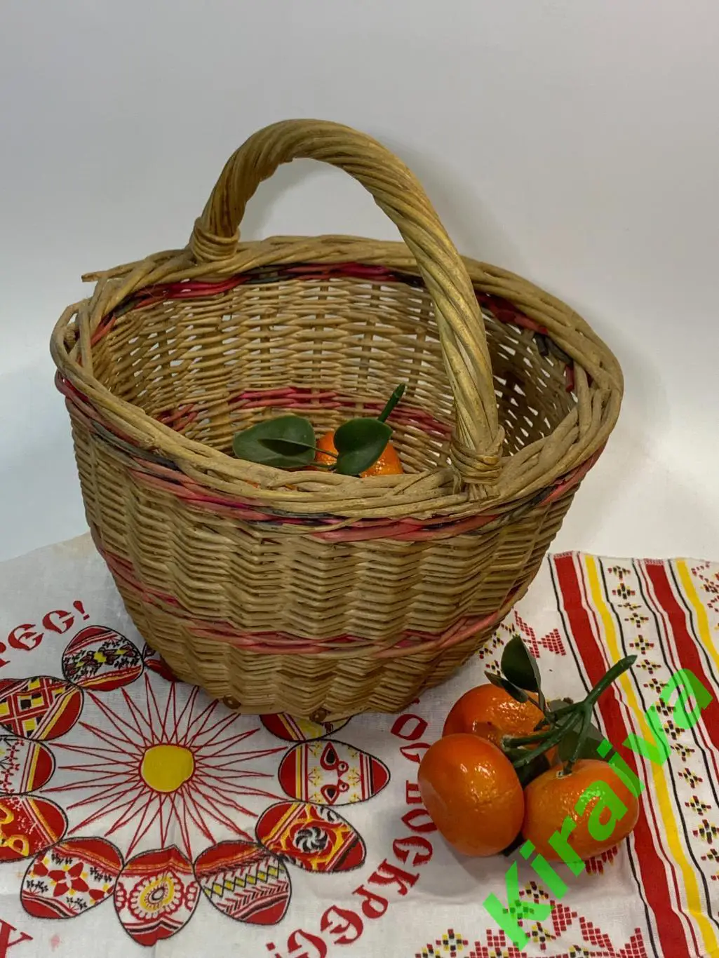 Корзина плетеная круглая маленькая из лозы 22х22x13 см Н1835Плетёная корзина и 7