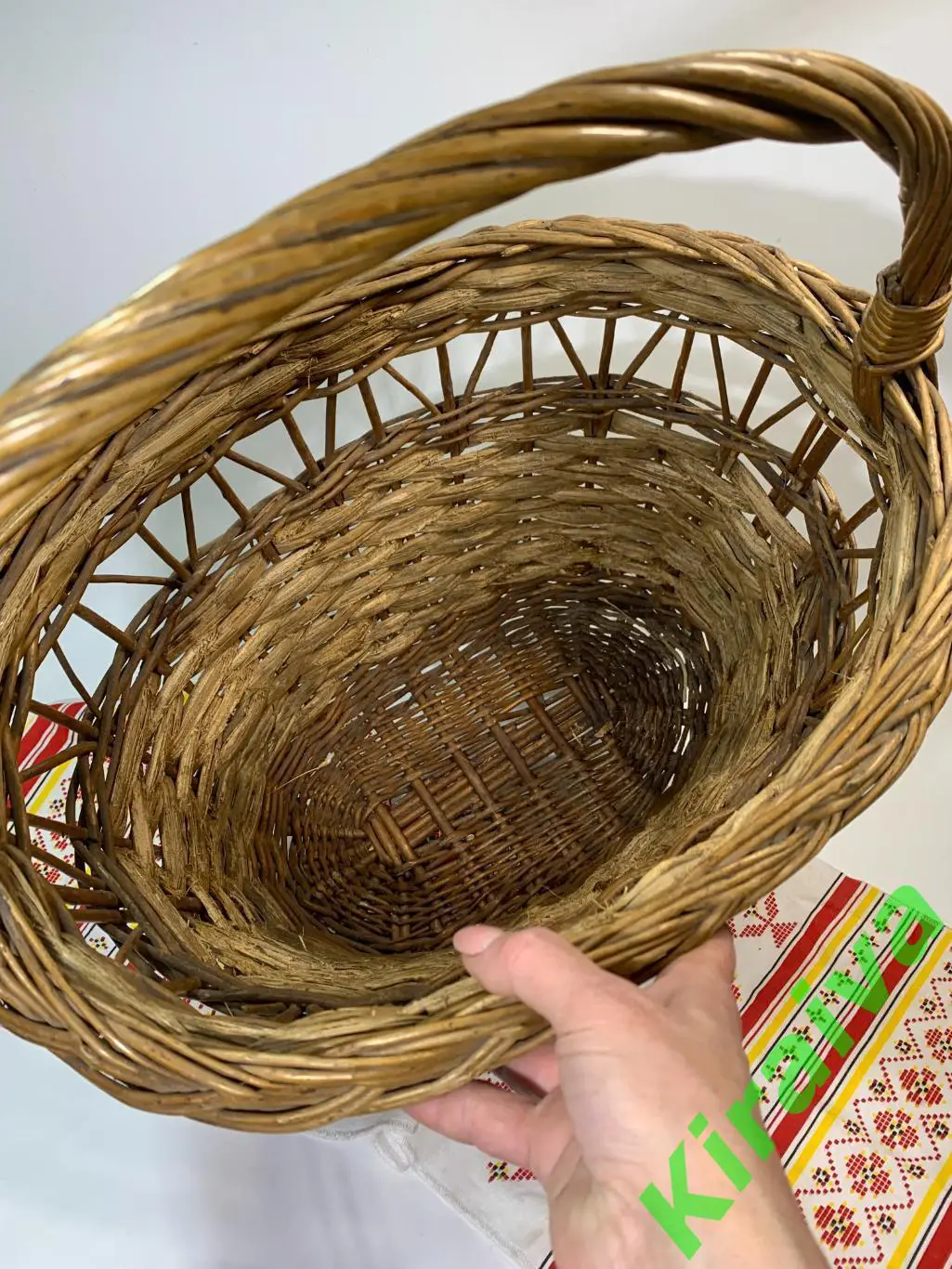 Корзина плетеная из лозы с ручкой овальная глубокая 28х39х46 см Н1841 большаяП 6